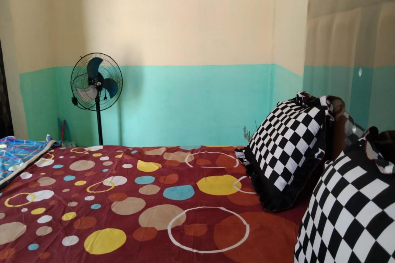 Express O 91938 Grace Kost & Hostel Tiga Binanga ภายนอก รูปภาพ