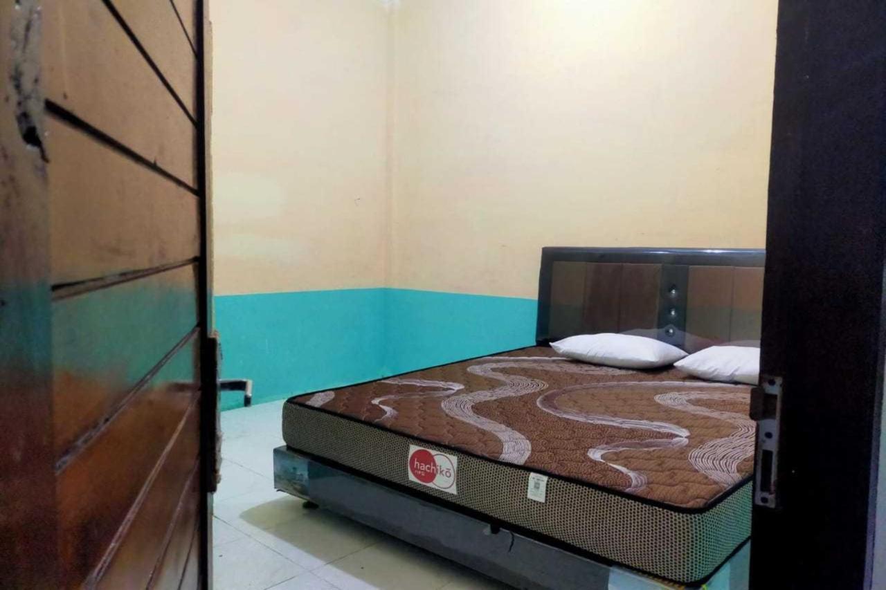 Express O 91938 Grace Kost & Hostel Tiga Binanga ภายนอก รูปภาพ