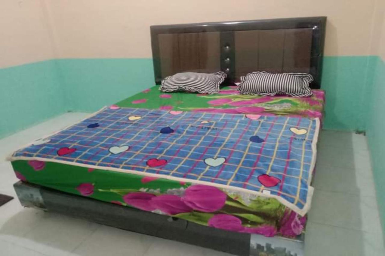 Express O 91938 Grace Kost & Hostel Tiga Binanga ภายนอก รูปภาพ